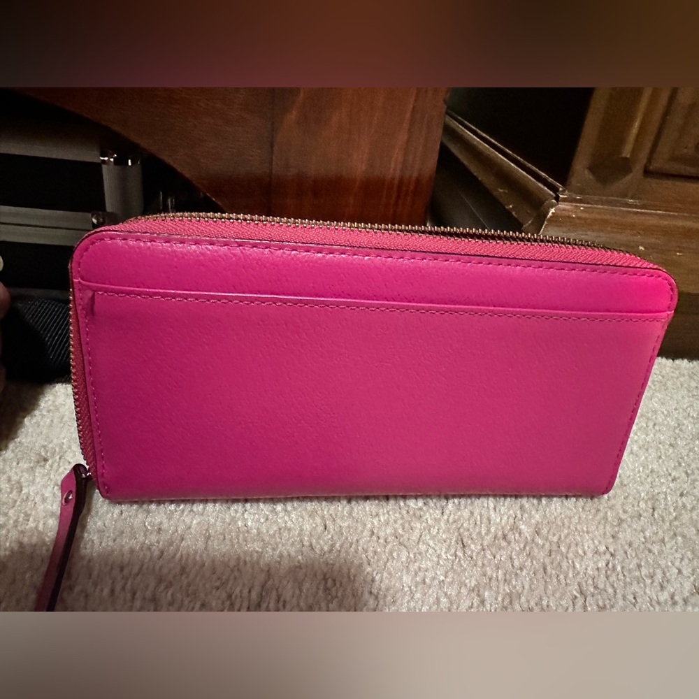 Kate Spade Wallet - Picture 3 of 4